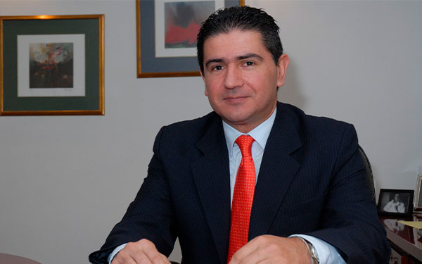 Juan Carlos Giraldo Valencia Juan Carlos Giraldo Valencia