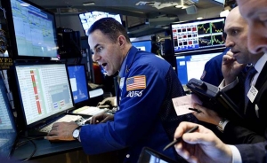 Wall Street abre con p&eacute;rdidas en sus principales indicadores