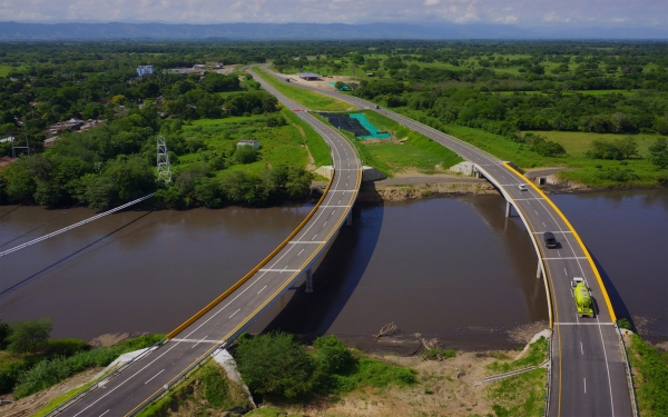 Colombianos no tienen que pagar dineros embolatados en obras de odebrecht: CGT
