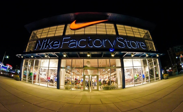 Nike gana un 20 % m&aacute;s en el segundo trimestre de su a&ntilde;o fiscal 2016