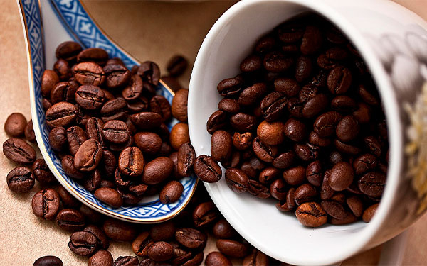 Caf&eacute; expectante por mercado global y tasa de cambio: V&eacute;lez Vallejo