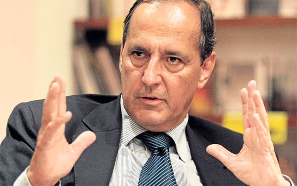 Crecimiento econ&oacute;mico muy por la senda del cero: Juan Camilo Restrepo