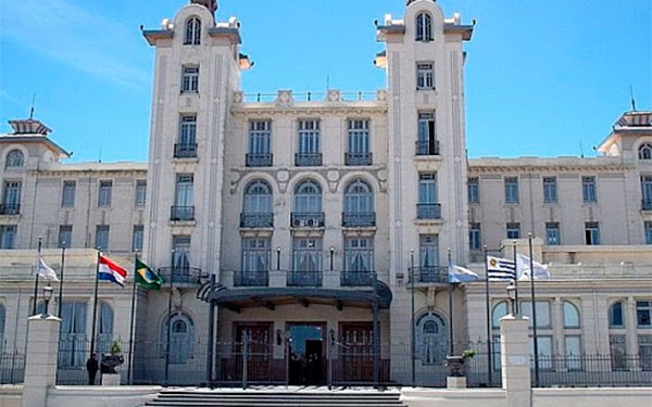 Mercosur se&ntilde;ala a EEUU y busca auxilio en China