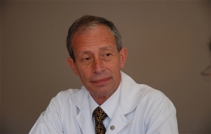 Colombiano recibi&oacute; m&aacute;xima distinci&oacute;n del American College of Physician