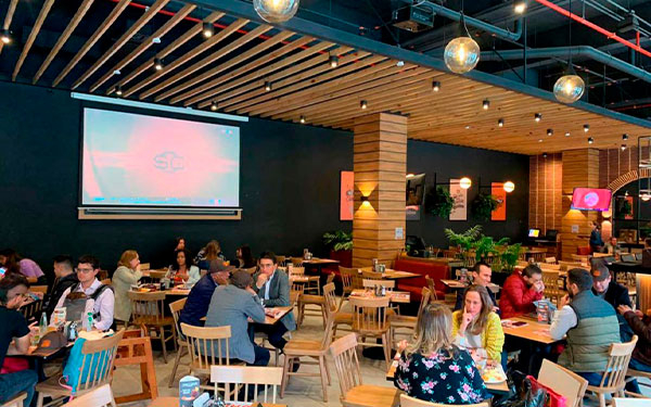 Le&ntilde;os &amp; Carb&oacute;n, tan buenos en la parrilla como en responsabilidad ambiental