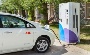 ABB y Microsoft lanzan plataforma de servicios de carga de veh&iacute;culos el&eacute;ctricos