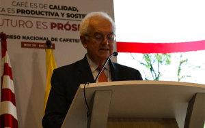 Gobierno traza hoja de ruta de apoyos gubernamentales al sector cafetero