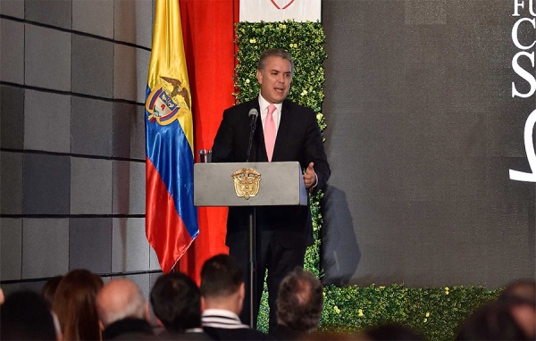 Presidente Duque asegura natilla y bu&ntilde;uelo para la salud p&uacute;blica