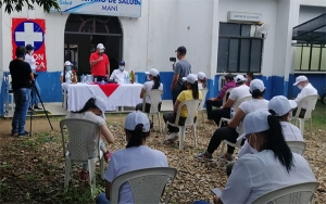 Palmeros donan consultorio m&eacute;dico port&aacute;til