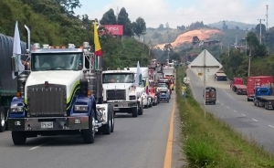 Paro Camionero: Gobierno y transportadores se quedaron sin frenos