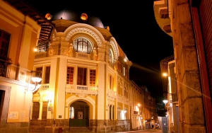 Quito, una joya tur&iacute;stica que se iza imponente sobre los Andes