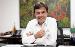 Cosecha cafetera estar&iacute;a por debajo de los 14 millones de sacos: V&eacute;lez