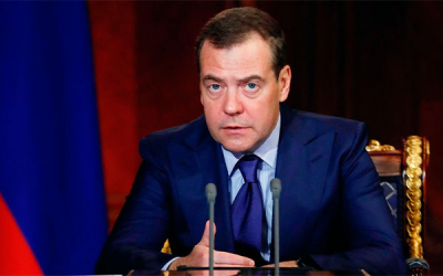 Medv&eacute;dev vaticina a Jap&oacute;n futuro sin petr&oacute;leo ruso y altos costos