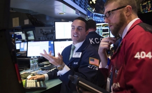 Wall Street abre con p&eacute;rdidas y el Dow Jones baja un 0,35 %