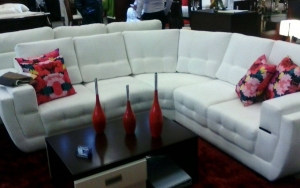 Muebles colombianos, bien acabados, pero por China e impuestos