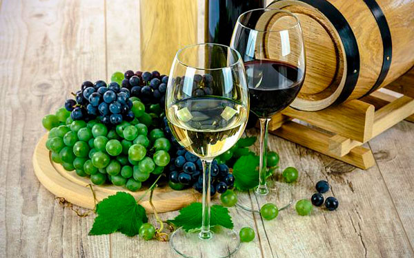 Mercado vin&iacute;cola en Colombia, $US330 millones, un negocio divino
