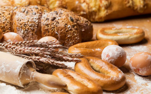 Trigo ha bajado, pero sigue caro y puede impactar precios: Fedemol