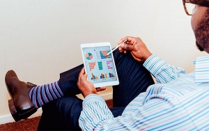 Estudio de Mobimetrics revela que el 44% de la fuerza laboral est&aacute; activa