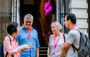 Econom&iacute;a plateada, nuevo mercado para educaci&oacute;n, finanzas y m&aacute;s