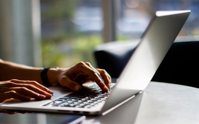 La importancia de actualizar regularmente el software en tu laptop