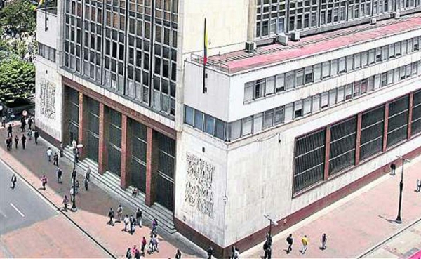 Emisor ajusta al alza los tipos de inter&eacute;s