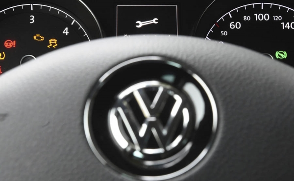 Presidente de Volkswagen apuesta por descentralizar la empresa tras esc&aacute;ndalo