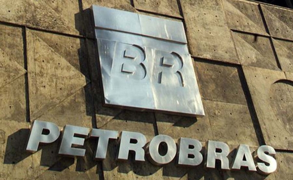 S&amp;P mantiene nota de Petrobras, pero rebaja su perspectiva a "negativa"