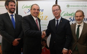 Dinamarca y Colombia exploran cooperaci&oacute;n para el sector rural