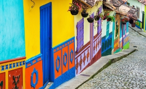 Colombia, un pa&iacute;s de tiendas de barrio