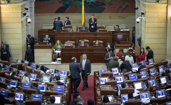 Senador Iv&aacute;n Duque se&ntilde;ala que hay siete pecados en presupuesto regionalizado