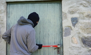 Ladrones como en casa: En Bogot&aacute; roban 10 viviendas a diario