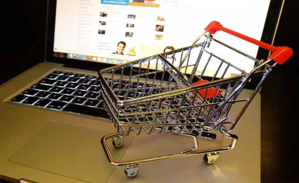 E-commerce, demanda del ejecutivo buen trato tributario