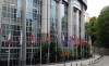 PE aprueba avanzar mil millones de euros a pa&iacute;ses en 2015 para empleo de j&oacute;venes