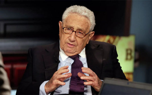Henry Kissinger, &iacute;cono de la diplomacia estadounidense