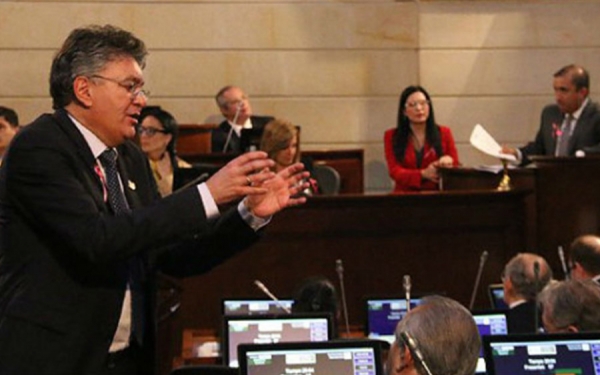 Aprobaci&oacute;n de Reforma Tributaria: un acto de responsabilidad con Colombia