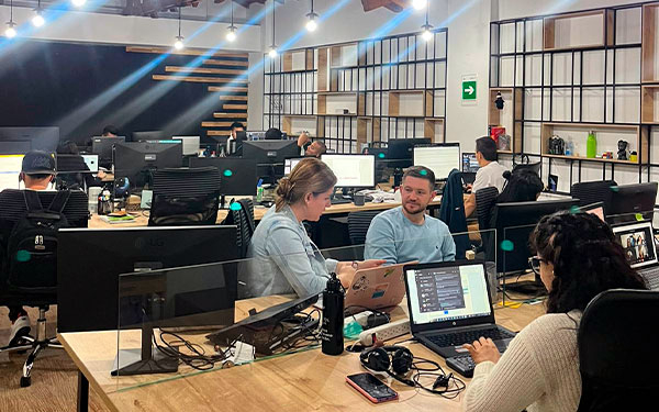 Somos Internet, Soluciones para Colombia y el mundo en la era digital